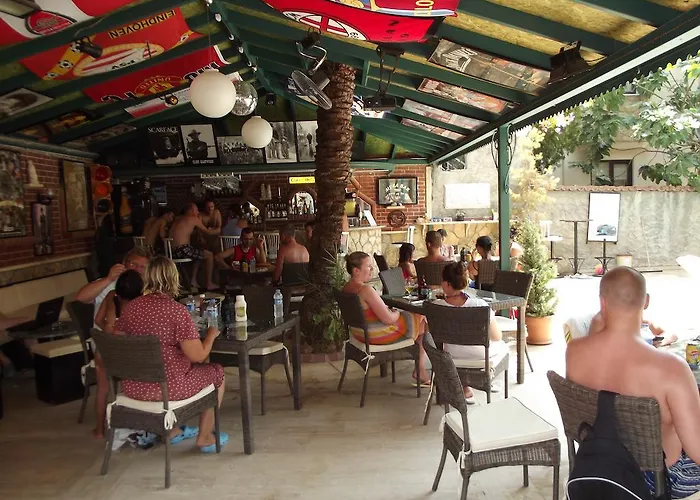 Myra Ξενοδοχείο με διαμερίσματα 2*