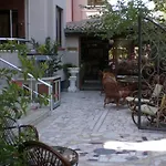 Ξενοδοχείο με διαμερίσματα Myra