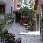 Ξενοδοχείο με διαμερίσματα Myra