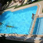 Myra Ξενοδοχείο με διαμερίσματα 2*