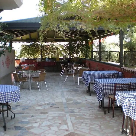 Aparthotel Myra 2*